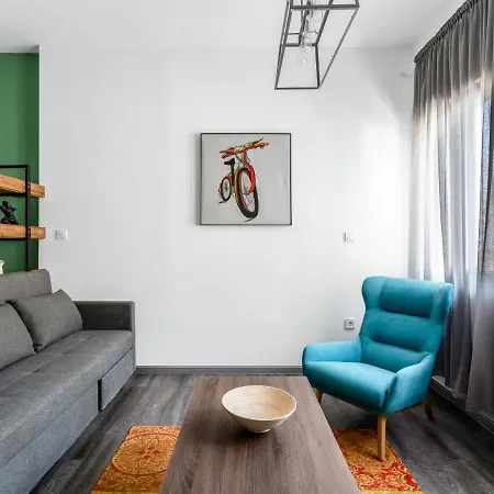 Sanders Center Apartment Athens