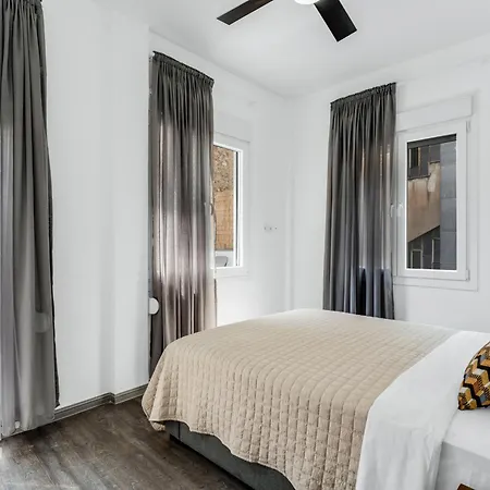 Apartment Sanders Center